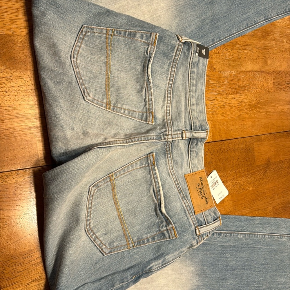 Abercrombie and Fitch brand new with tags 28/30 Boot